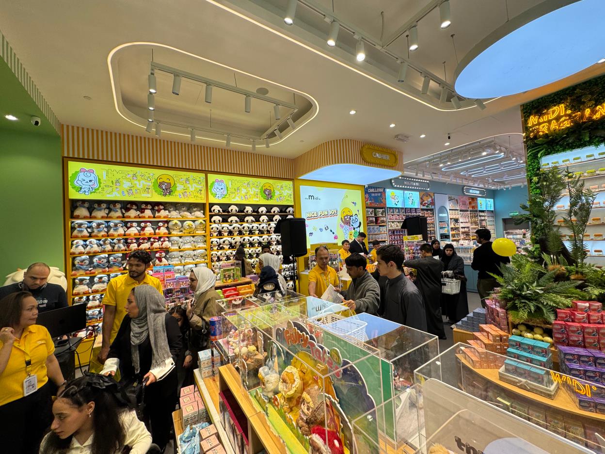 A New Track for Trendy Toys: THE MIDI. Defines the Future of Multi-Function Stores Through Interest-Based Operations