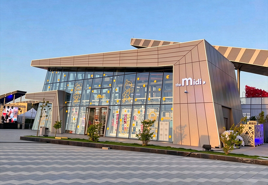 Promenade mall Store